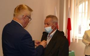 Wręczanie medalu (4)